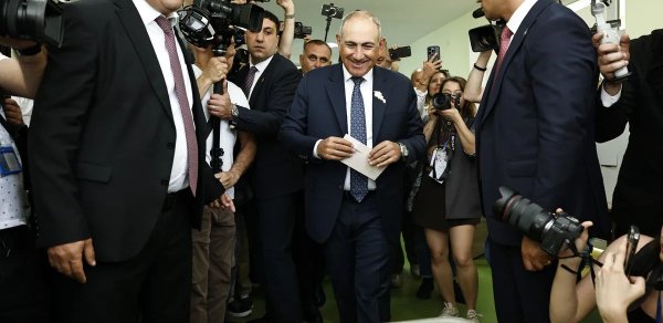 Ermənistanda MSK parlament seçkilərinin nəticələrini təsdiqləyib
