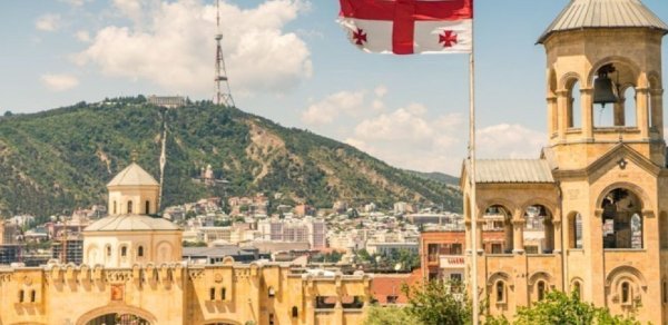 Gürcüstanda oxumaq üçün qaydalar dəyişir