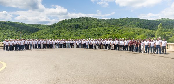 Veysəloğlu Şirkətlər Qrupu “Süni Zəka Dövründə Liderlik” mövzusunda forum keçirdi - FOTOLAR