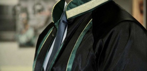 Anar Bağırov bir vəkili kollegiyadan çıxardı