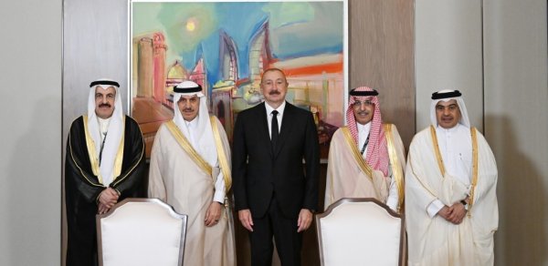Prezident Ərəb Koordinasiya Qrupuna daxil olan üzv qurumların rəhbər şəxslərini qəbul edib - FOTO