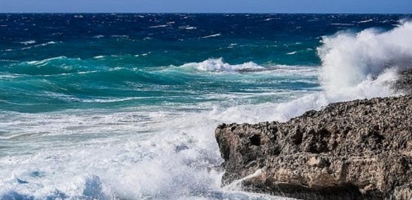 Küləkli hava şəraitində dənizə girməyin - Növbəti müraciət
