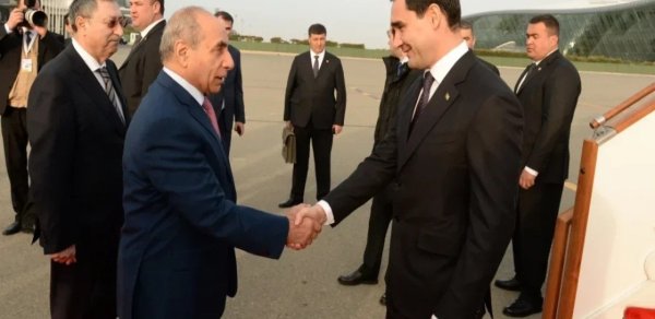 Berdiməhəmmədov Azərbaycana səfərə gəlib