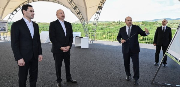 Azərbaycan və Türkmənistan prezidentləri Füzuli şəhərinin dağıdılmış yerlərinə baxıblar - FOTOLAR