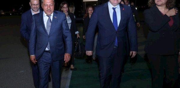 Ziya Öztürkler Bakıdadır
