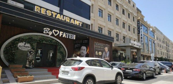 FHN Aqşin Fatehin restoranını bağladı