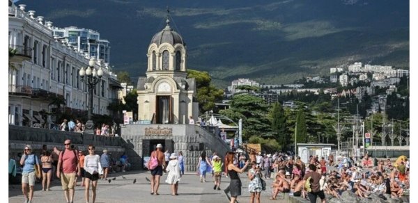 Krımda fövqəladə vəziyyət elan edildi