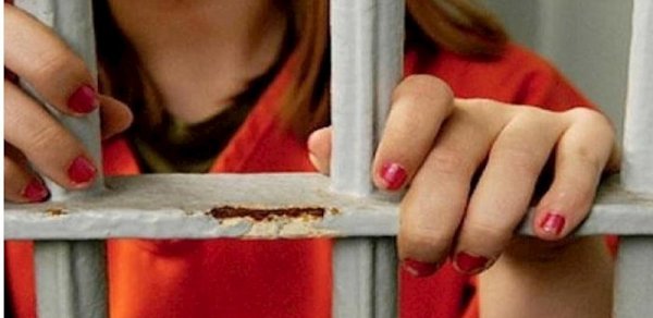 Türkiyədə azərbaycanlı qadın həbs olundu
