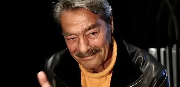 Kadir İnanır vəfat etdi