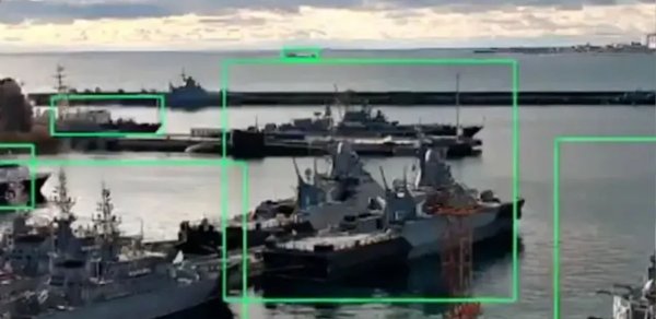 Ukrayna Qara dənizdə Rusiya katerinin vurulduğunu açıqlayıb