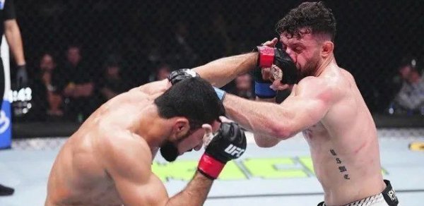 Fərman Həsənov UFC-də qələbə qazanıb
