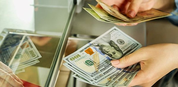Köhnə dolları olanların diqqətinə: Banklar niyə imtina edir?