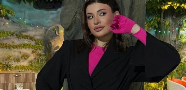 Rəqsanənin qızı adını dəyişdi - FOTO