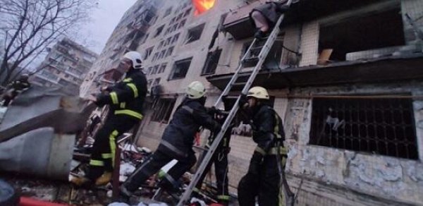 Kiyevə dəhşətli hücum: 6 nəfər hələ də itkindir