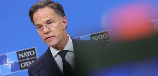 NATO Baş katibi: Bu gün on milyardlarla dollarlıq kontraktlar imzalanıb