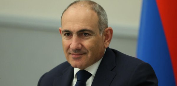 Paşinyan tarix açıqladı: Yeni Konstitusiya bu tarixədək hazır olacaq