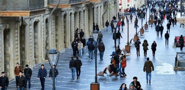 İş axtaran 50 yaşdan yuxarı şəxslərə şad xəbər: məhdudiyyət aradan qalxır?