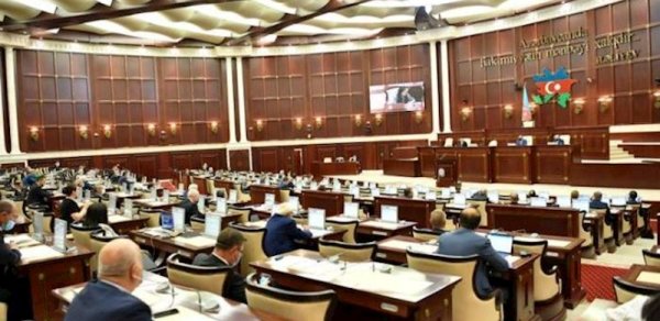 Deputatlar məzuniyyətə çıxır: Quba, Qarabağ, Lerik... - Kim hara gedəcək?
