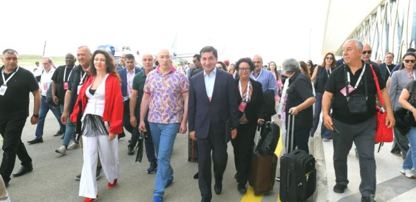 IV Şuşa Qlobal Media Forumu iştirakçıları Qarabağ küçəsi ilə tanış olublar
