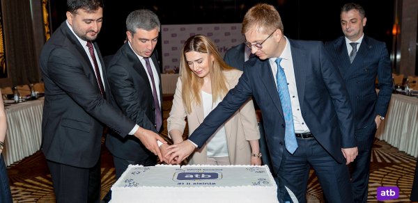 “Azər-Türk Bank” ASC-nin fəaliyyətə başlamasının 31-ci ildönümü qeyd olundu - FOTOLAR