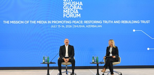 İlham Əliyev IV Şuşa Qlobal Media Forumunda