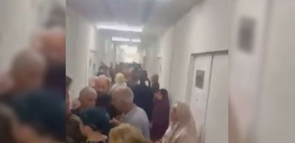 “Xəstə insanlar ayaqüstə qalır, biabırçılıq...” - Saatlarla növbə gözləyirlər - VİDEO