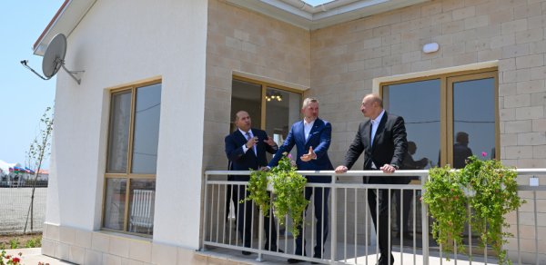 İlham Əliyev və Pelleqrini Baş Qərvənddə - Fotolar