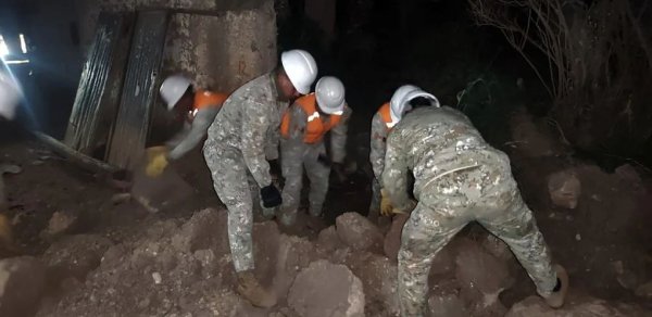 Peruda güclü zəlzələ olub, ölənlər var