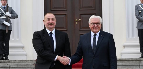 Azərbaycan və Almaniya prezidentlərinin təkbətək görüşü keçirilir