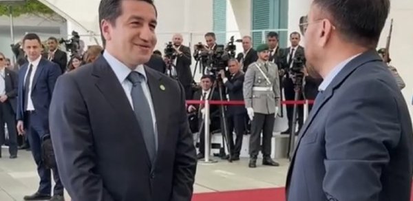 Hikmət Hacıyevdən Turala diplomatiya və media dərsi - Hacıbəy Heydərli yazır