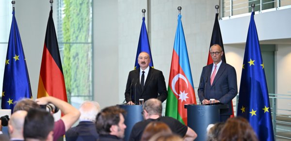 “Bu səfərlərin çox böyük siyasi mənası var”