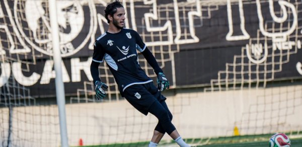 “Neftçi”-“Dinamo” oyunu başlayıb