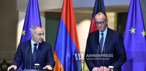 Paşinyan Mertslə Azərbaycanla sülhdən danışdı