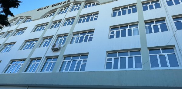 Akkreditasiyadan keçmədi, magistr qəbulu dayandırıldı – Qızlar Universitetində nə baş verir?