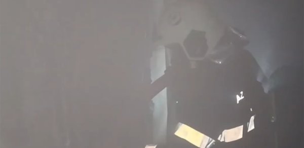 Bakıda yaşayış binasında yanğın - Sakinlər təxliyə olundu - Video
