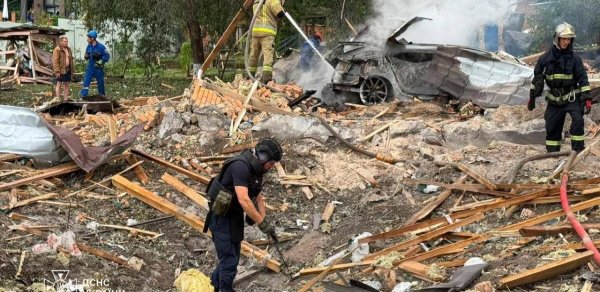 Rusiyanın Ukraynada poliqona hava zərbələri nəticəsində 10 nəfər həlak olub, 100 nəfər yaralanıb