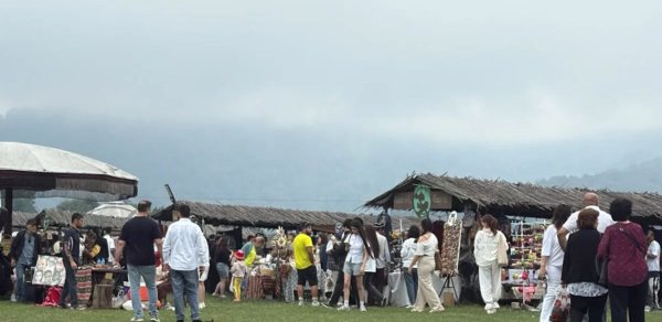 Göygöldə Milli Yaylaq Festivalında səhnə uçub, xəsarət alanlar var