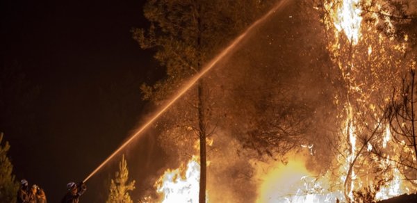 Ağdamın iki kəndində güclü yanğın davam edir: Dörd rayondan qüvvələr cəlb olunub