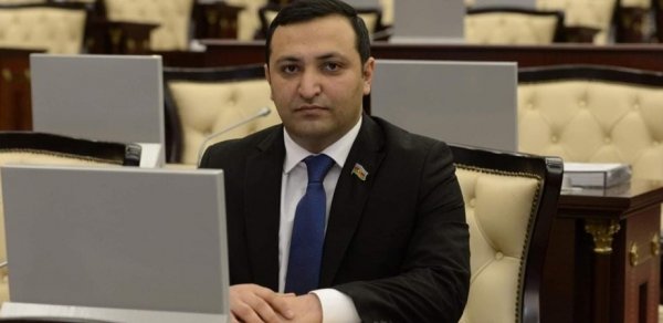 Sabiq deputata vəzifə verildi