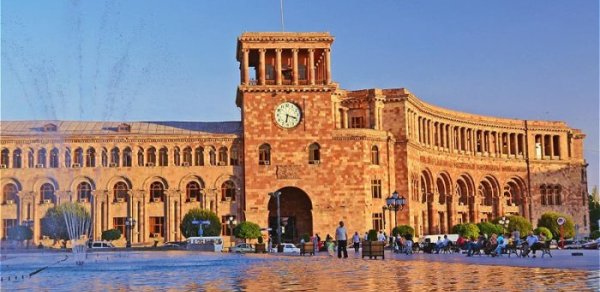 Ermənistanda Nazirlər Kabineti istef verir, bundan sonra nə olacaq? - Erməni jurnalistdən açıqlama