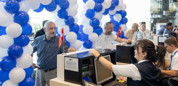 Azərbaycan Hava Yolları Qarsa ilk reysini həyata keçirdi - FOTOLAR