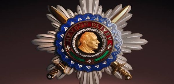 Qırğızıstan Prezidenti Heydər Əliyev ordeni ilə təltif edilib