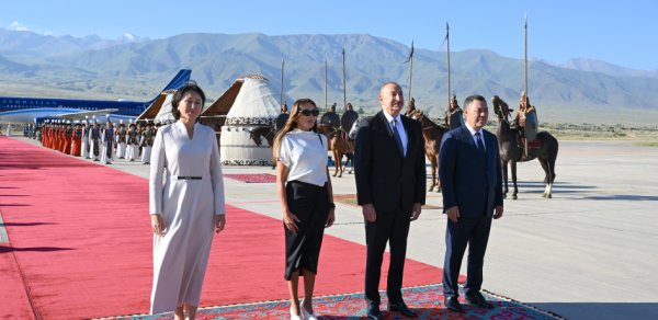 Prezidentlə birinci xanımın şərəfinə ziyafət verildi