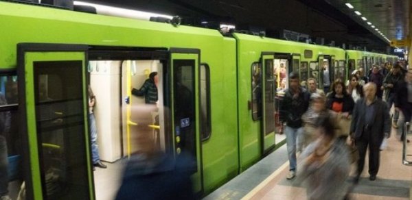 Qadın sərnişinlər üçün ayrıca vaqon: Hansı ölkələr bu üsula üstünlük verir?