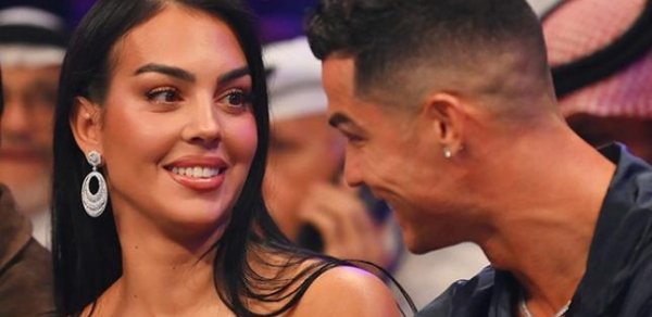 Ronaldo toyuna bu ulduzları dəvət etdi
