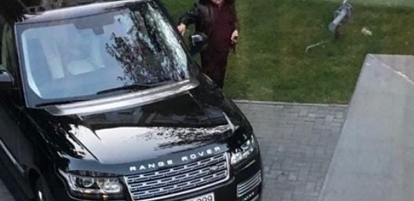 "10 ilə yaxındır maşına minmirəm ki, vətəndaşlar mənə rahat yaxınlaşsın" - Qazaxın icra başçısı