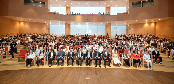 Dövlət Proqramı qalibləri ilə görüş keçirildi