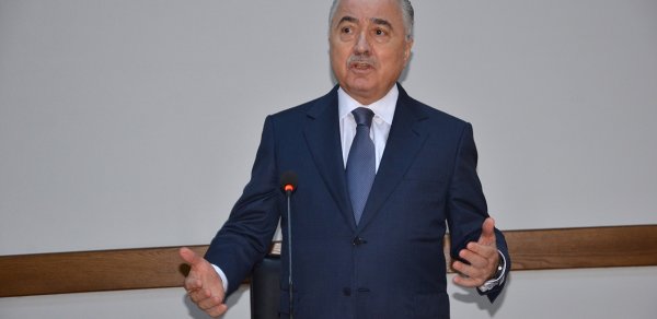 Zeynal Nağdəliyevin oğlu səfir təyin olundu