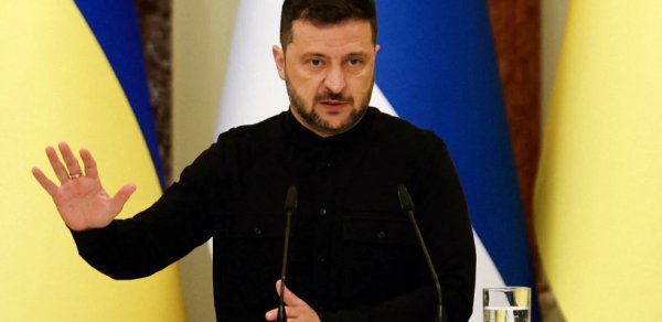 Zelenski: Yaroslavlda neft emalı zavoduna endirilən zərbə uğurlu olub