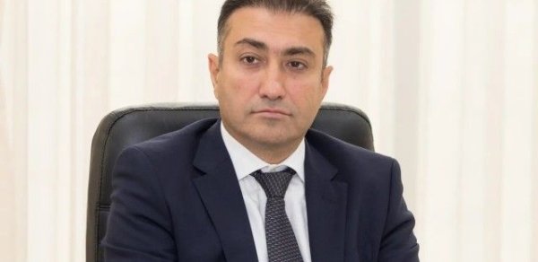 Yeni Klinikanın direktor müavini işdən çıxarıldı - FOTO
